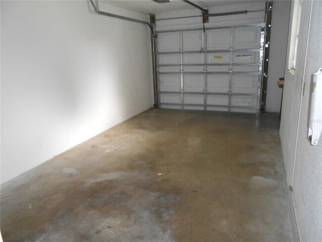 Building Photo - 21282 Stillwater Ave