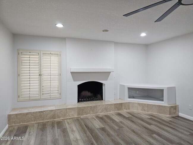 Building Photo - 3337 W Kristal Way