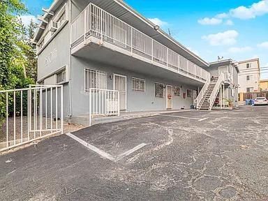 Building Photo - 128 Normandie Ave