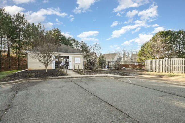 Building Photo - 149 Kingston Drive