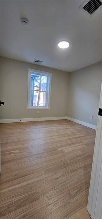 Building Photo - 137 Stanwood St