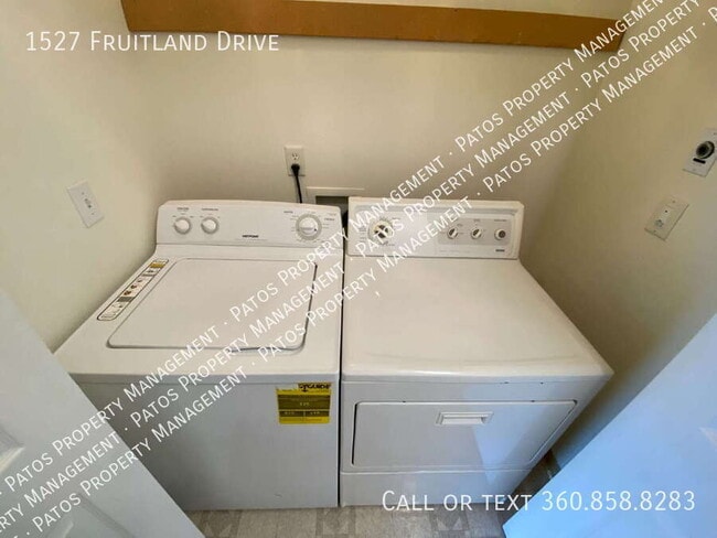 Building Photo - 1527 Fruitland Dr