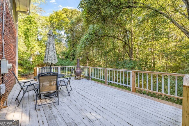 Building Photo - 4041 Fincher Dr