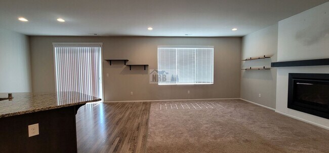 Building Photo - Stunning 3 bd House in Lacey!