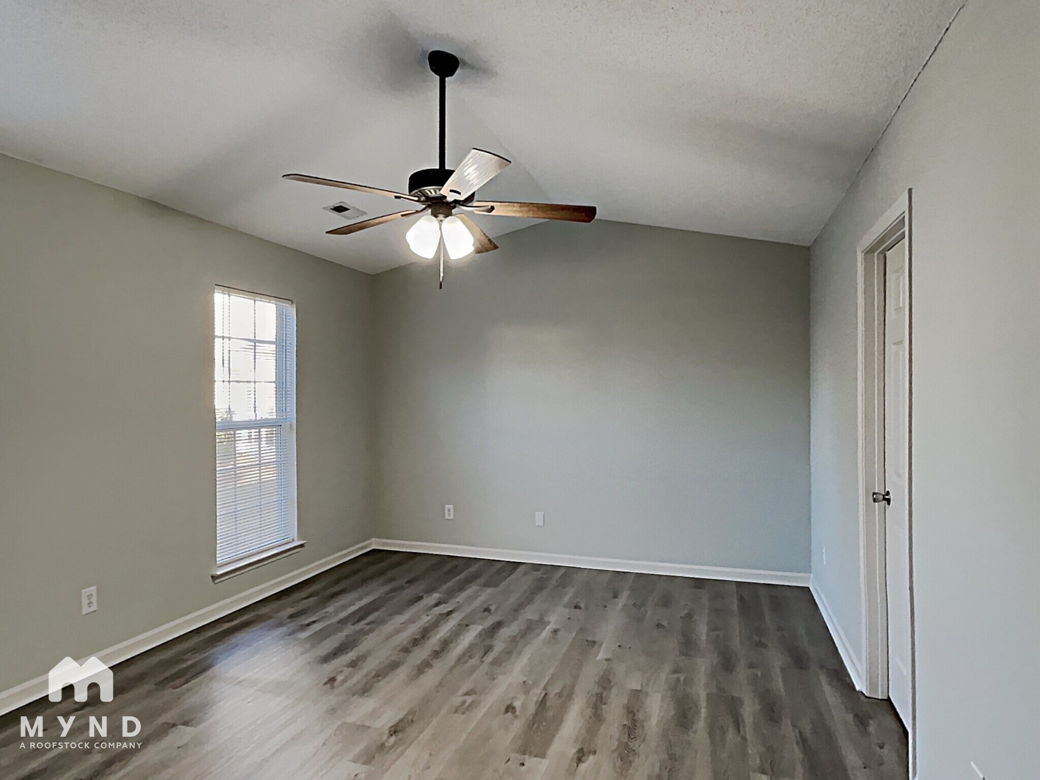 Building Photo - 6902 Kentucky Derby Dr