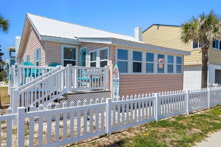 Building Photo - 801 N Ocean Shore Blvd