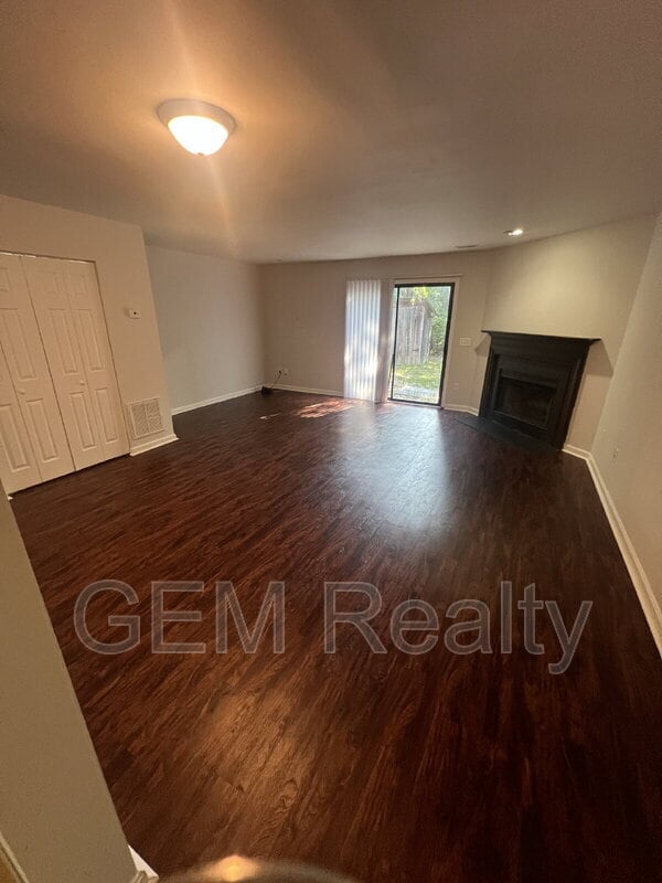 Building Photo - 10717 Greta Lynn Ct