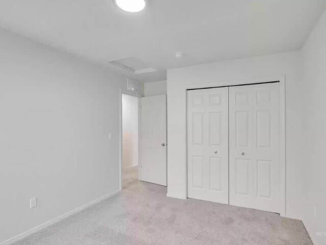 Building Photo - 2523 E Moon Eye Dr