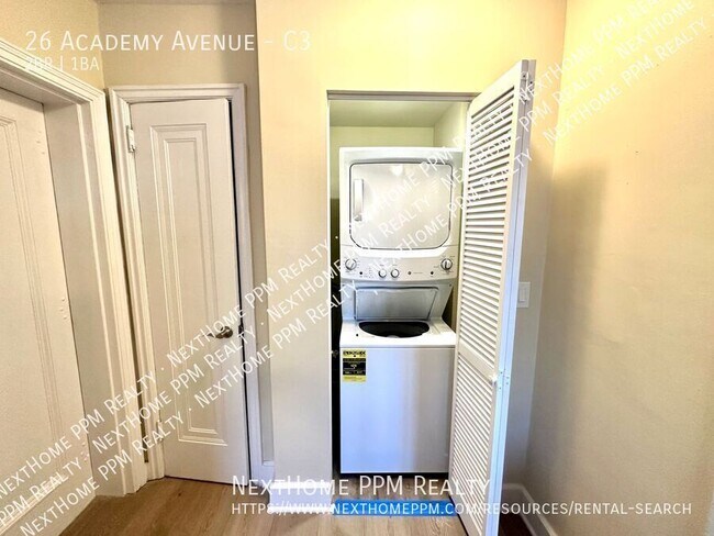 Building Photo - 26 Academy Ave