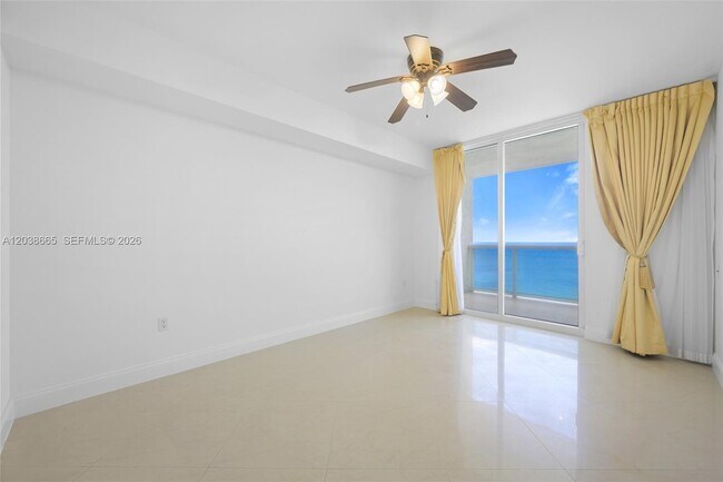 Building Photo - 1800 S Ocean Dr