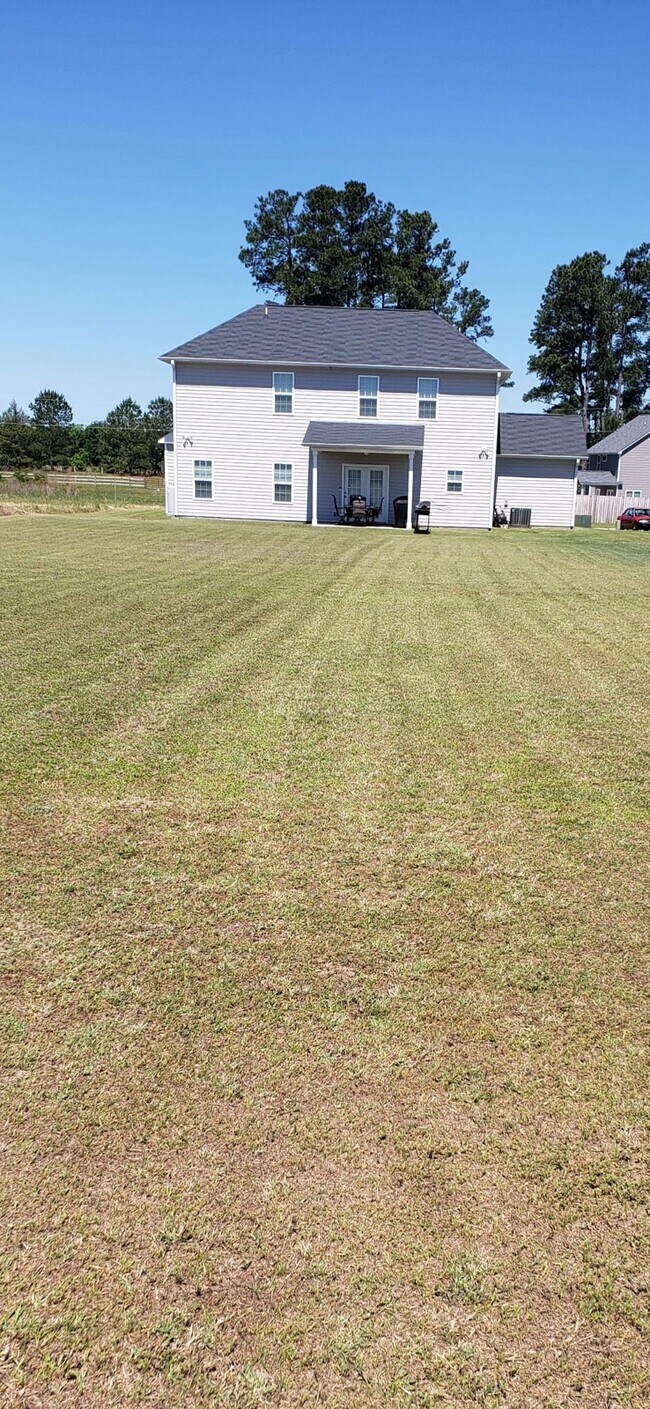 Building Photo - 141 Masters Ct