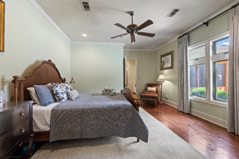 Building Photo - 118 W Bayou Pkwy