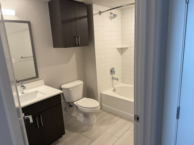 Building Photo - 4400 S Syracuse St