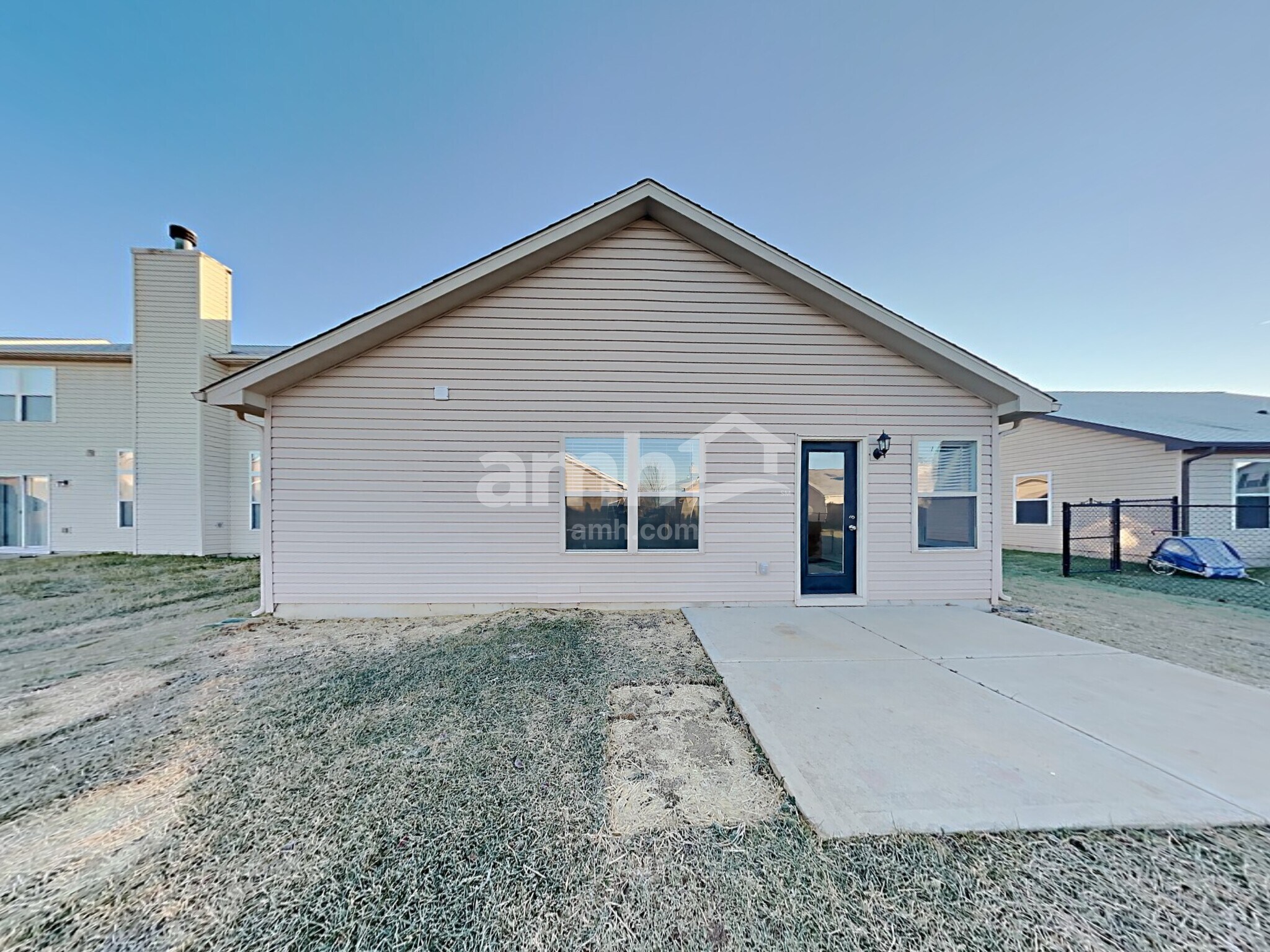 Building Photo - 15425 Dry Creek Rd