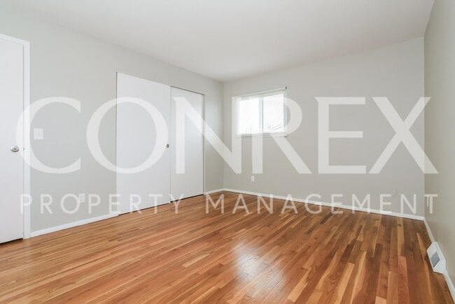 Building Photo - Oak Hills School District!