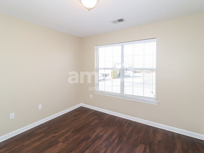 Building Photo - 2267 Baird Dr