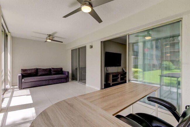 Building Photo - 90 S Highland Ave