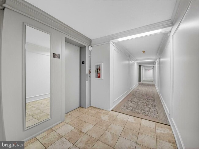 Building Photo - 7680 Tremayne Pl