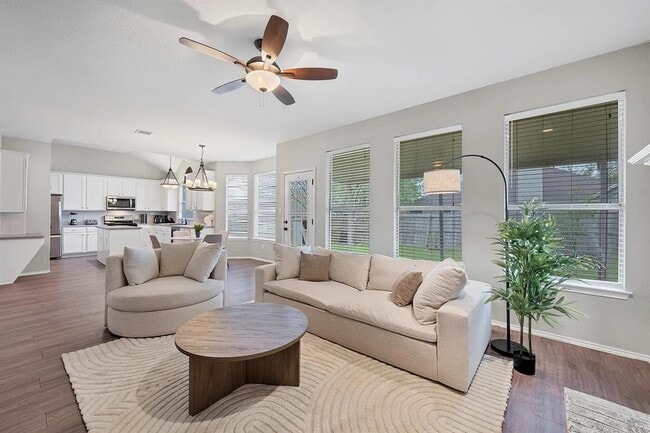 Building Photo - 11306 Avering Ln