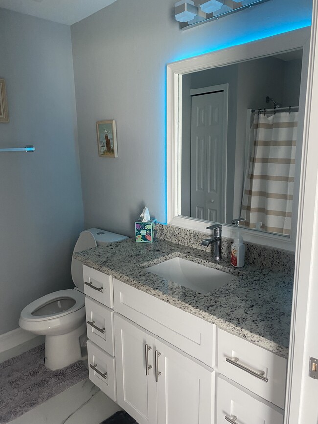 Master Bath - 5351 29th St SW