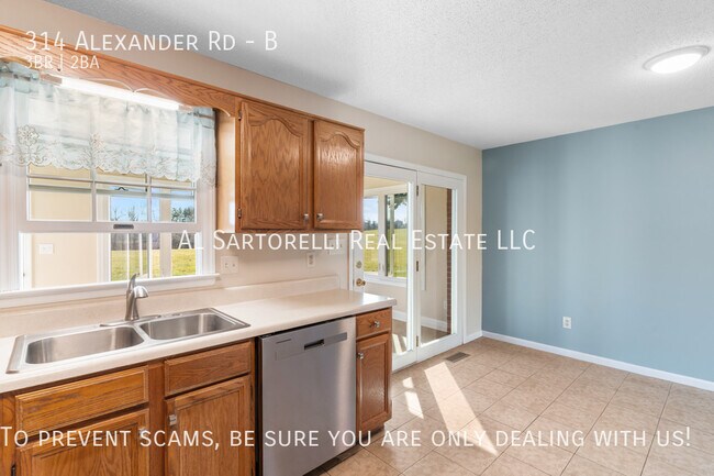 Building Photo - 314 Alexander Rd