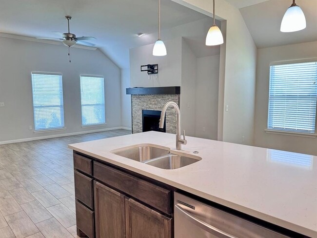 Building Photo - 4100 NW 152nd Terrace