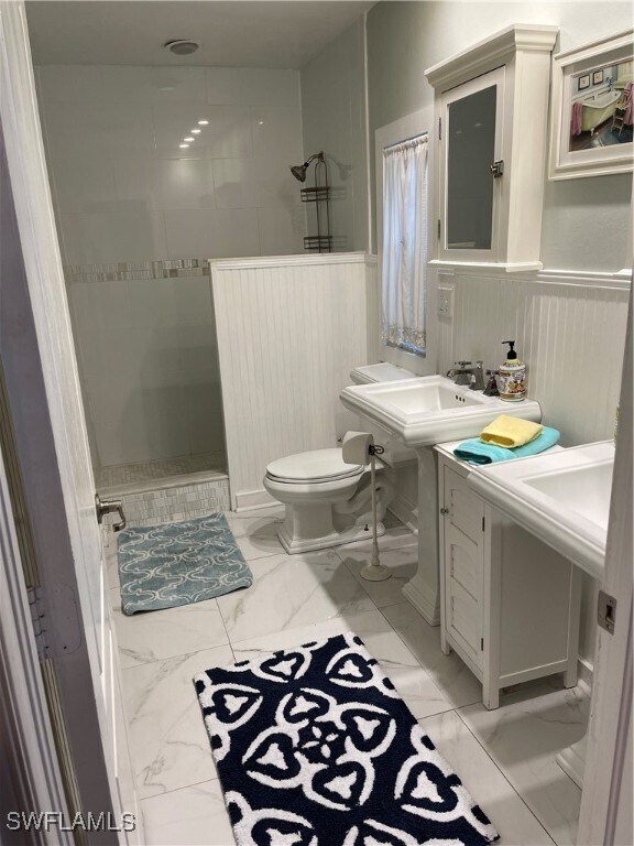 Building Photo - 981 8th Terrace N