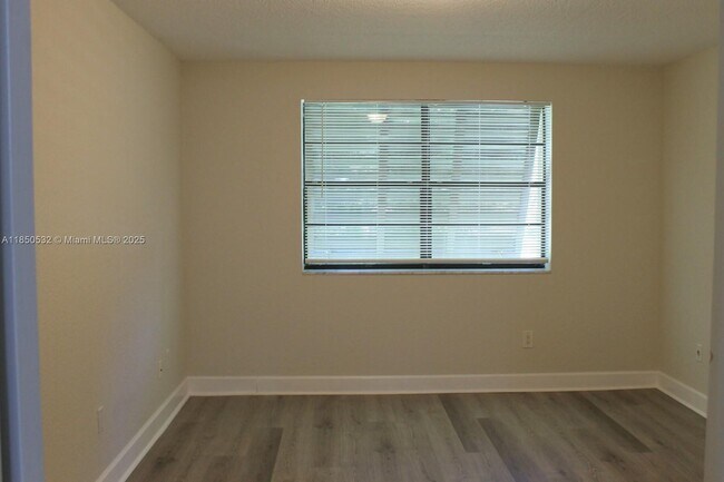 Building Photo - 7925 SW 86th St