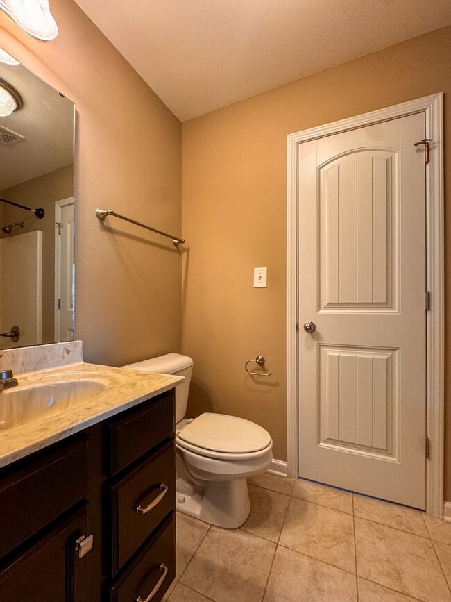 Building Photo - Beautiful 4 Bed 3.5 Bath Home in Jack Britt School District