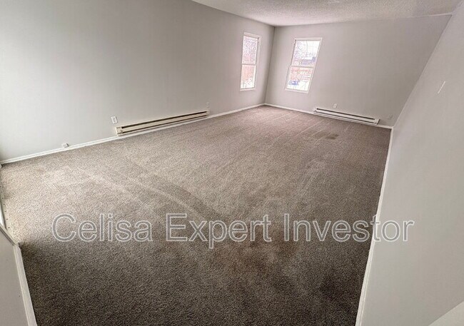 Building Photo - 6832 Autumn View Dr