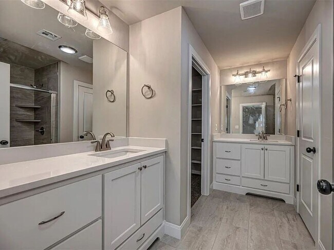 Building Photo - 4-Bed Home with Storm Shelter & 2-Car Garage in Mustang