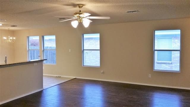 Building Photo - 4410 Courtside Dr