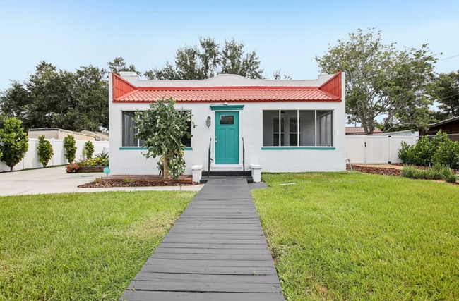 Primary Photo - 117 Noxon St