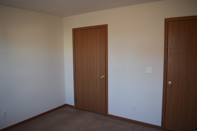 Building Photo - 16865B Hurricane Ln