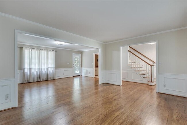 Building Photo - 5699 Bend Creek Rd