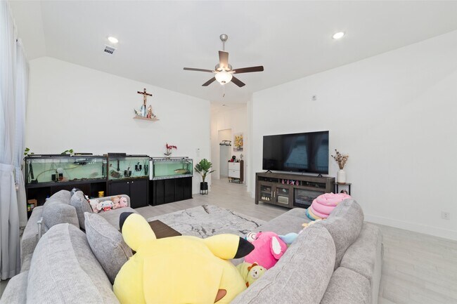 Building Photo - 21738 Meridian Duskywing Dr