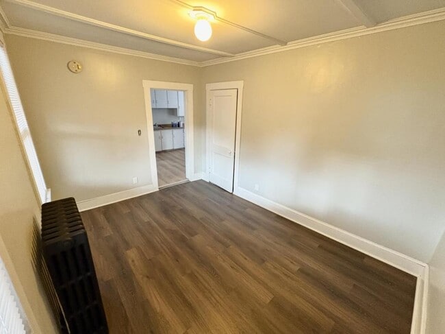 Building Photo - 72 Sabattus St