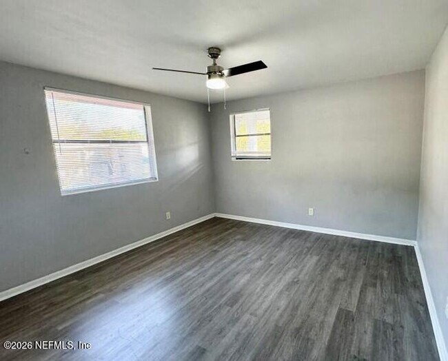 Building Photo - 1134 Woodruff Ave