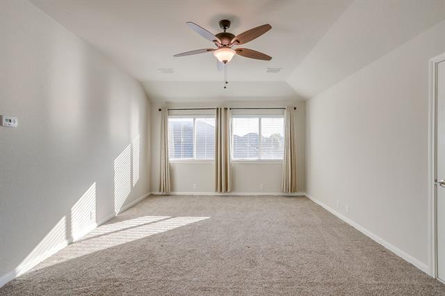 Building Photo - 817 Woodmark Dr