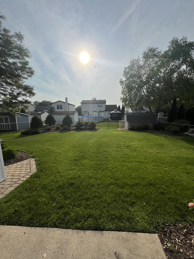 Building Photo - 927 Cass Ln
