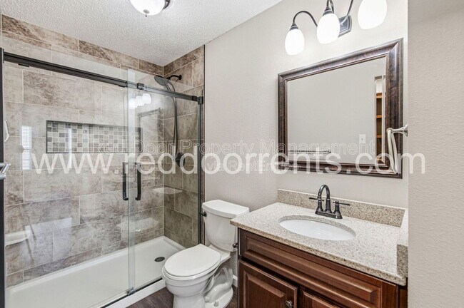 Building Photo - 603 Clear Creek Dr