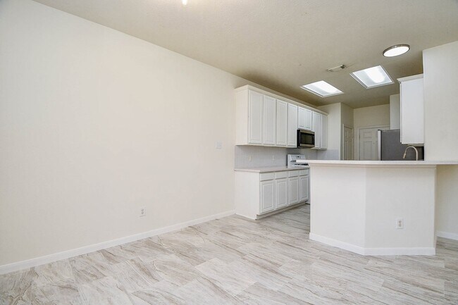 Building Photo - 5607 Stonecloud Ln