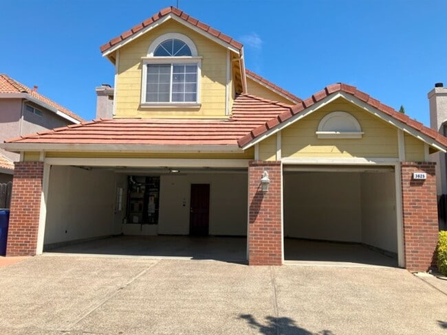 Building Photo - 3625 Jarena Dr