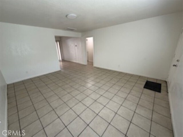 Building Photo - 1064 Waters Ave