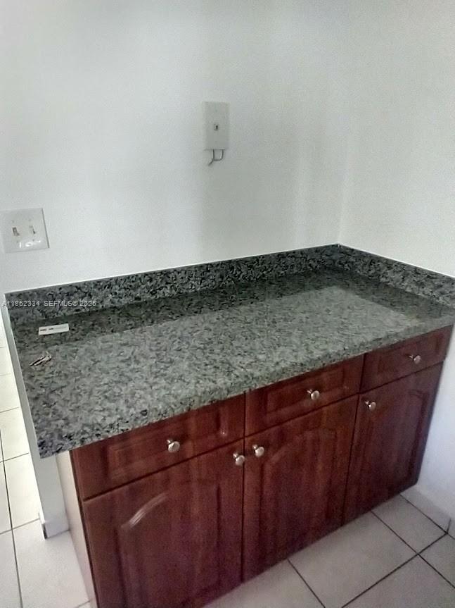 Building Photo - 17021 N Bay Rd