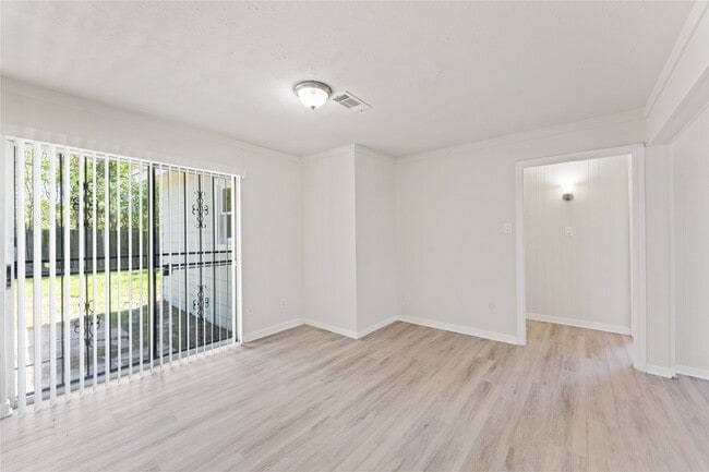 Building Photo - 7725 St Lo Rd