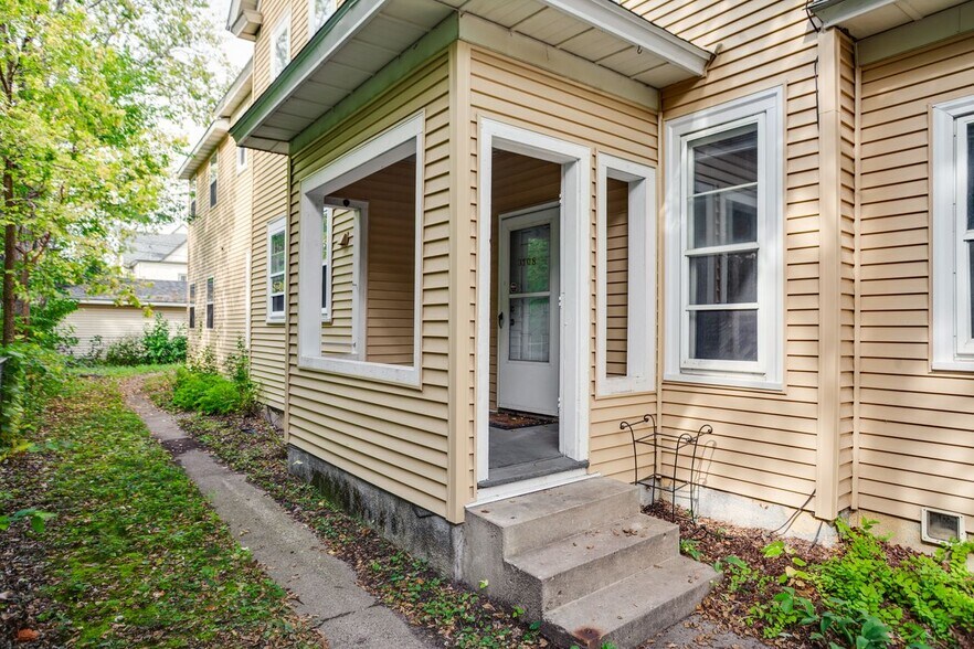 Building Photo - 3108 Colfax Ave S