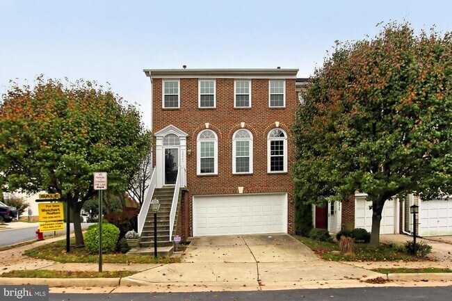 Building Photo - 20748 Hollow Falls Terrace