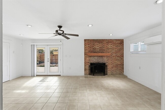 Building Photo - 4701 Avenue N 1/2 Rear