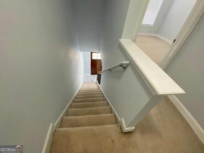 Building Photo - 417 Whitehall Rd